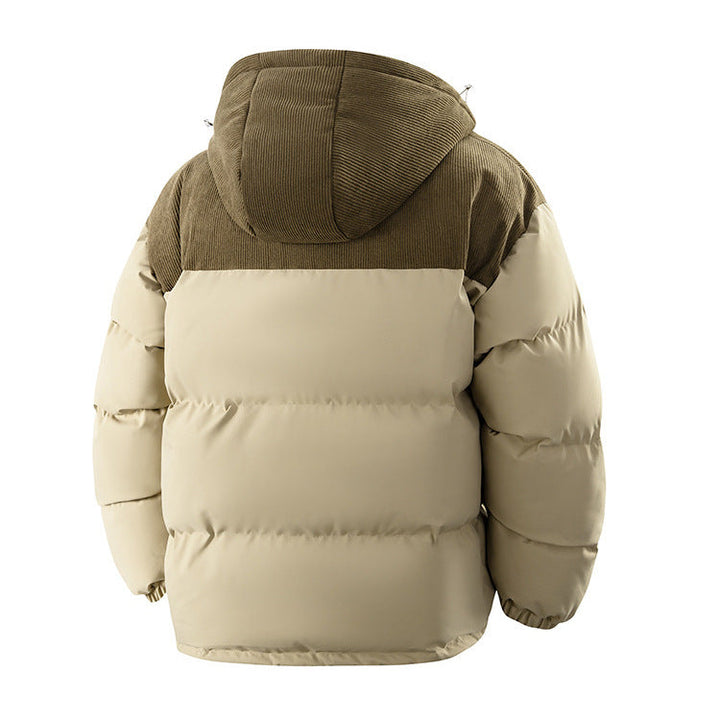 Funktionale Herren Winterjacke mit Kapuze, wasserabweisend und winddicht. Bietet exzellenten Kälteschutz.