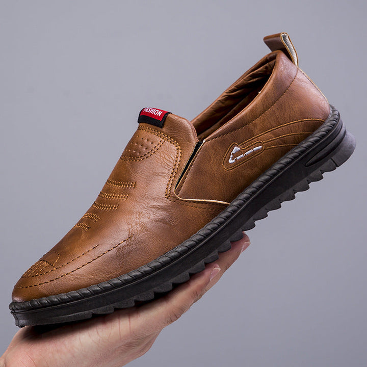 Hochwertige Herren Halbschuhe mit ergonomischem Fußbett, perfekt als Business- oder Alltagsschuhe.