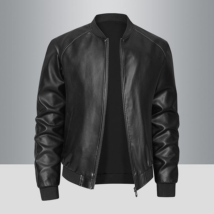 Hochwertige schwarze Herren Bomberjacke mit modernem Design, kombiniert Eleganz & Komfort. Eine modische Alltagsjacke.