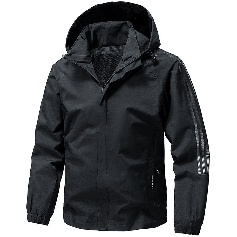 Atmungsaktive Herren Wanderjacke mit Kapuze, leicht & bequem. Perfekt als Übergangsjacke für Herren.