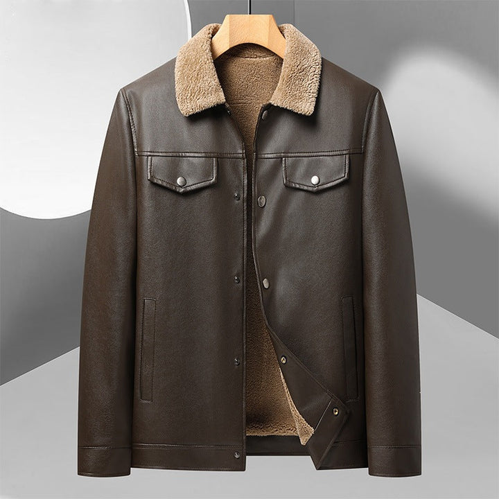 Braune Leder-Look Herrenjacke, warm gefüttert, perfekt als Herbst- oder Winterjacke.