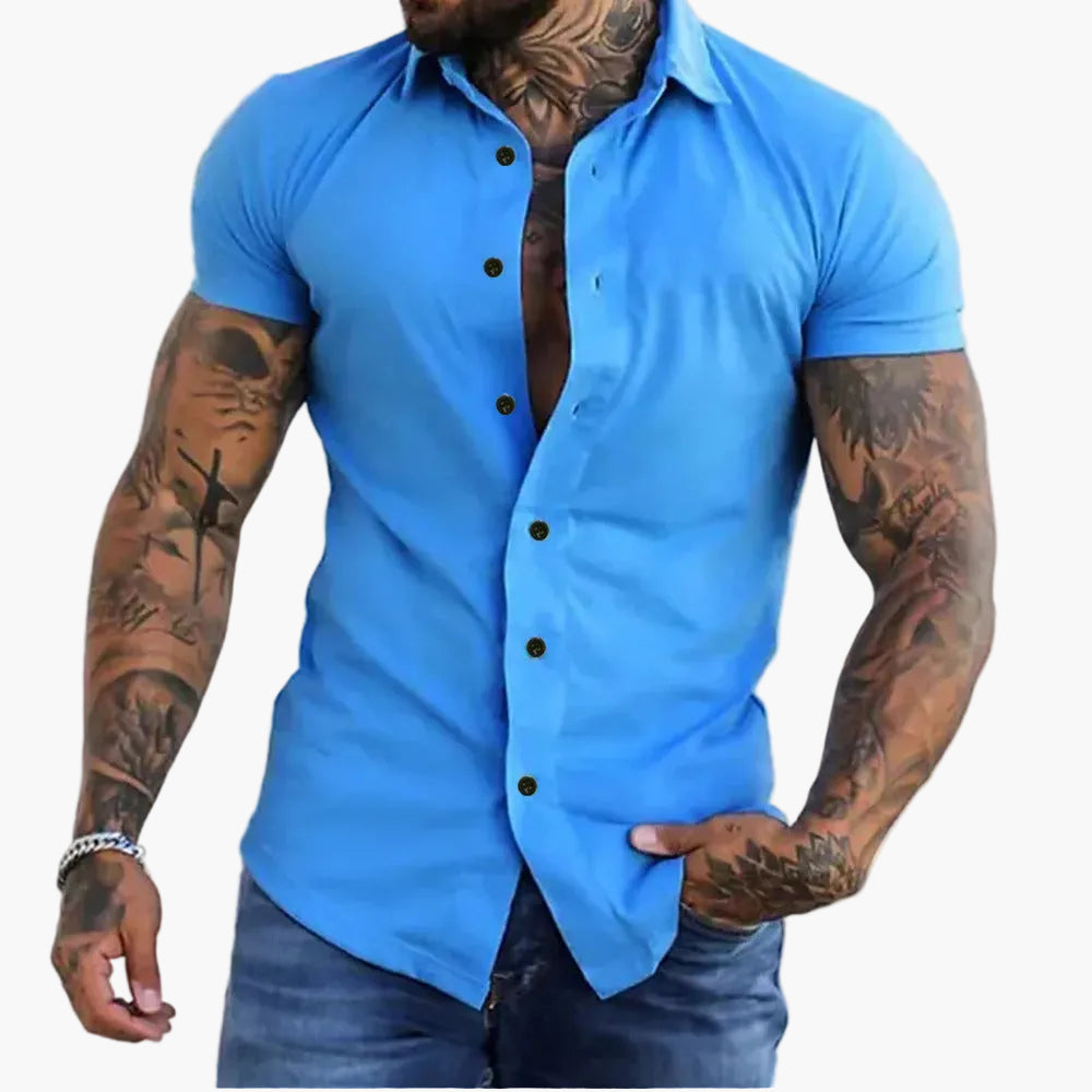 Sportlich-elegantes Herren Kurzarmhemd Slim-Fit. Bequem und stilvoll für den Sommer, Business und jede Freizeitaktivität.