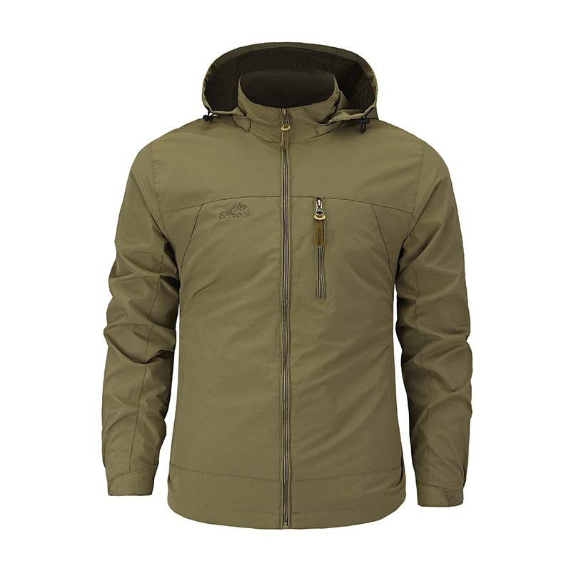 Stylische Herren Funktionsjacke als Kapuzenjacke, wetterfest & atmungsaktiv. Ein Muss für Männermode.