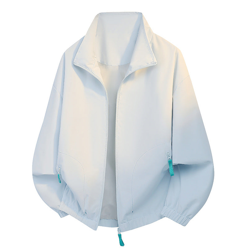 Leichter Herren Blouson aus atmungsaktivem Material, ideal als Übergangsjacke für Frühling und Herbst.