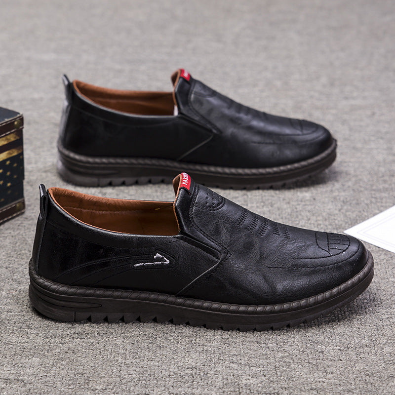 Bequeme Herren Halbschuhe mit ergonomischem Fußbett für optimalen Komfort, ideal für Büro und Freizeit.