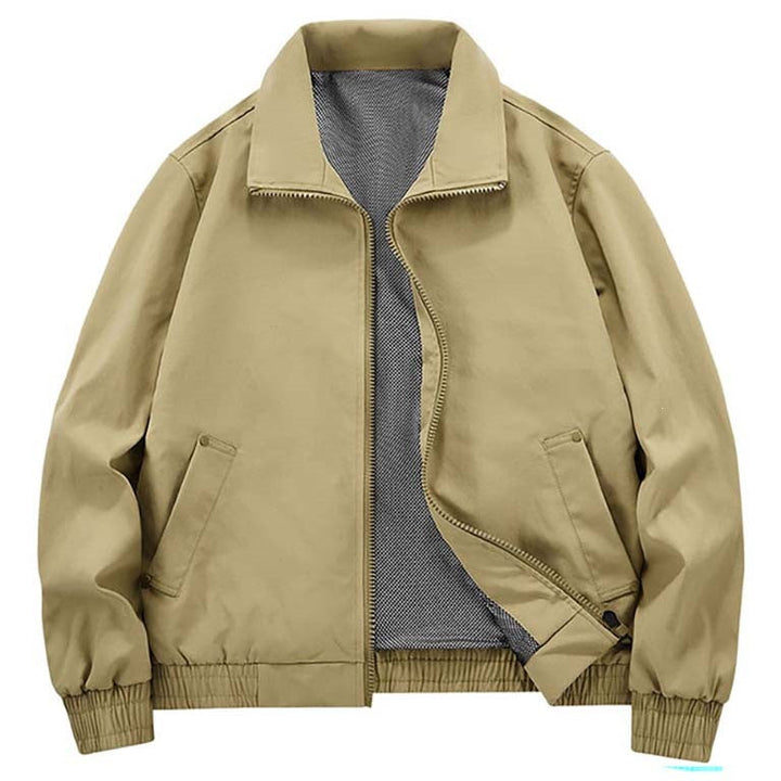 Moderne Herren Freizeitjacke mit Stehkragen, dünn und elegant, als stilvolle Frühlingsjacke oder Herbstjacke tragbar.