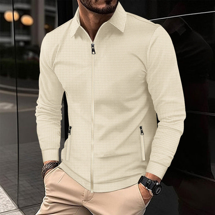 Elegantes strukturiertes Herren Zip-Überhemd, Slim-Fit, mit Hemdkragen. Vielseitige Männerkleidung.