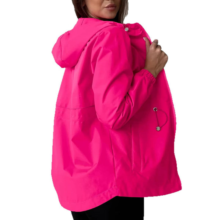 Damen Wanderjacke, leicht und komfortabel, perfekt für sportliche Outdoor-Erlebnisse und Reisen.
