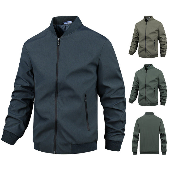 Leichte Herren Übergangsjacke mit Stehkragen, optimaler Schutz für kühlere Tage.