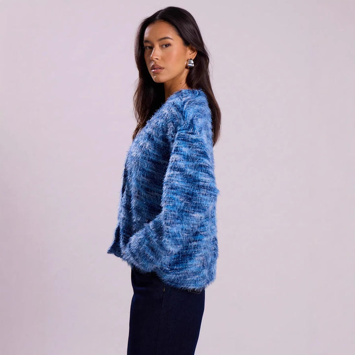 Weicher Damenpullover Oversize mit schulterfreiem Carmen-Ausschnitt. Gemütlich & elegant für Freizeit.