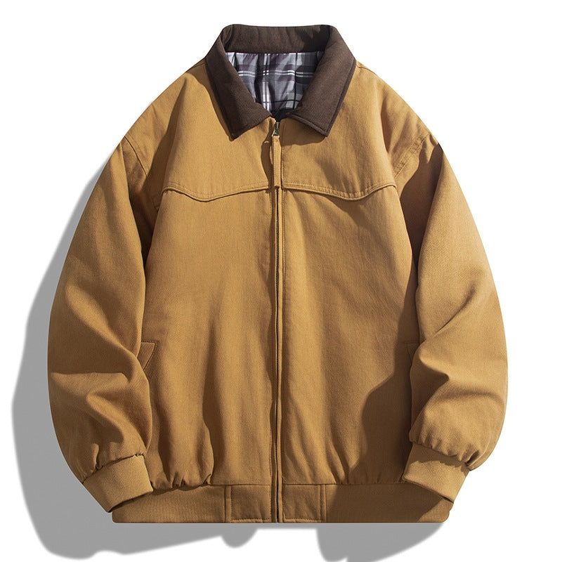 Schwarze Herren Reißverschlussjacke. Leichte Übergangsjacke für Freizeit, Outdoor & Casual Mode. Männerkleidung.