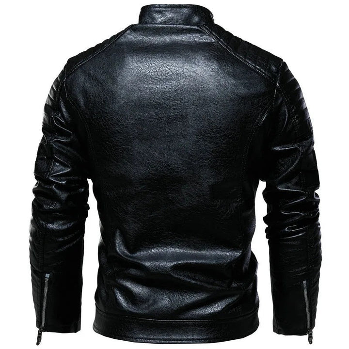 Rückenansicht einer bequemen schwarzen Herren Bikerjacke, stilvolles Design für Motorradfahrer und Freizeit.