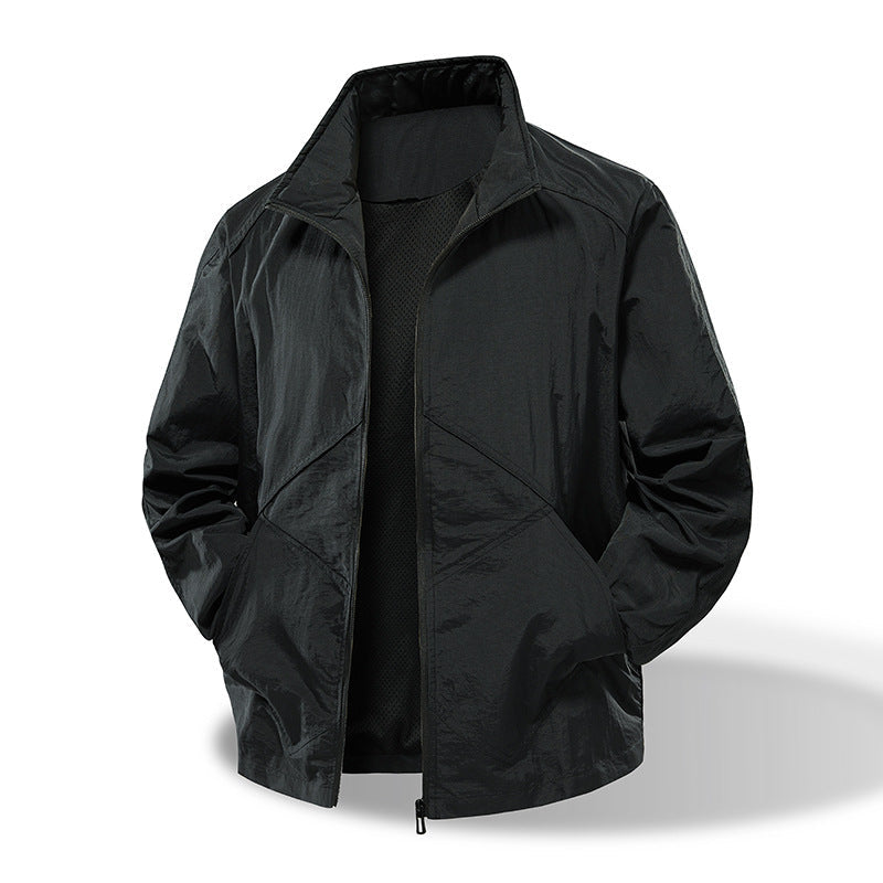 Vielseitige Herren Activewear Jacke, leicht & atmungsaktiv, ideal für Sport & Freizeit. Eine robuste Übergangsjacke.