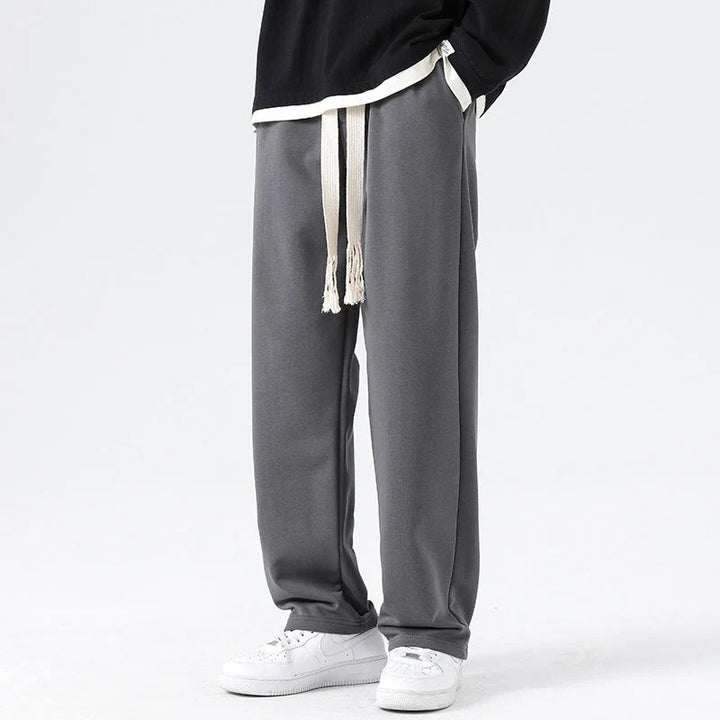 Vielseitige Herren Freizeithose, ideal für Sport, Alltag & Athleisure-Style.