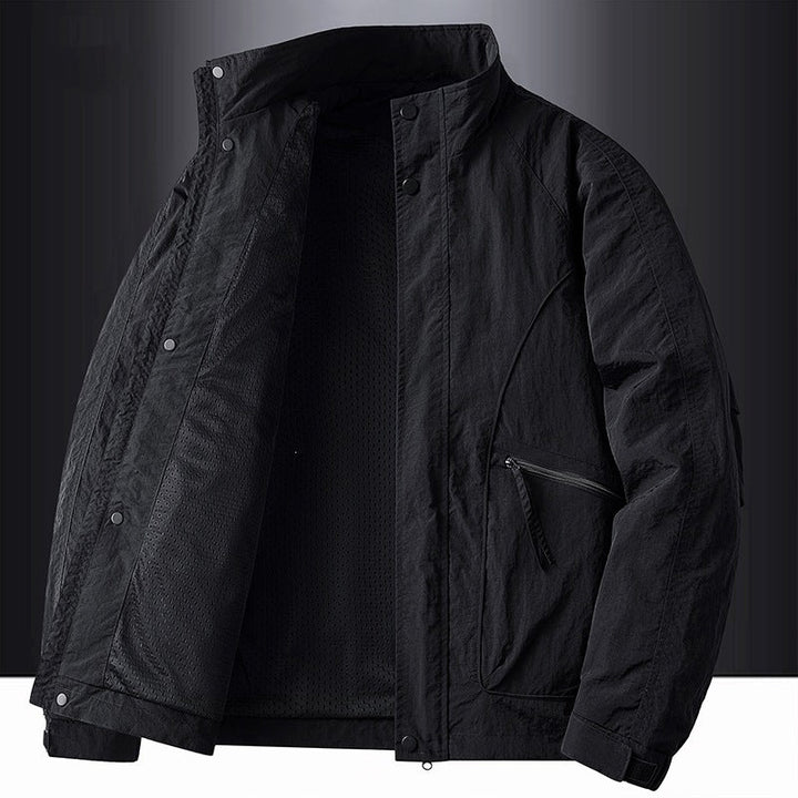 Leichte, atmungsaktive Herren Freizeitjacke. Wasserabweisend, ideal für Frühling/Herbst Sport und Outdoor.