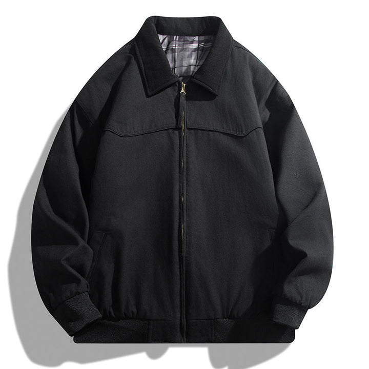 Moderne Herrenjacke khaki mit Reißverschluss. Lässige Freizeitjacke für Männer, ideal als Übergangsjacke.