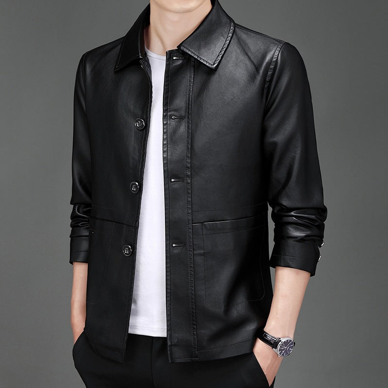 Elegante Herren-Übergangsjacke in zeitlosem Kaffee-Braun, robustes Design für stilvolle Männerbekleidung.
