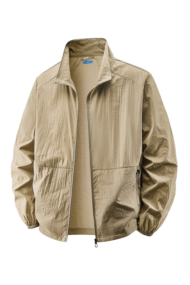Gelbe leichte Windbreaker Jacke für Herren. Winddicht & packbar, ideal für Sport und Reisen.