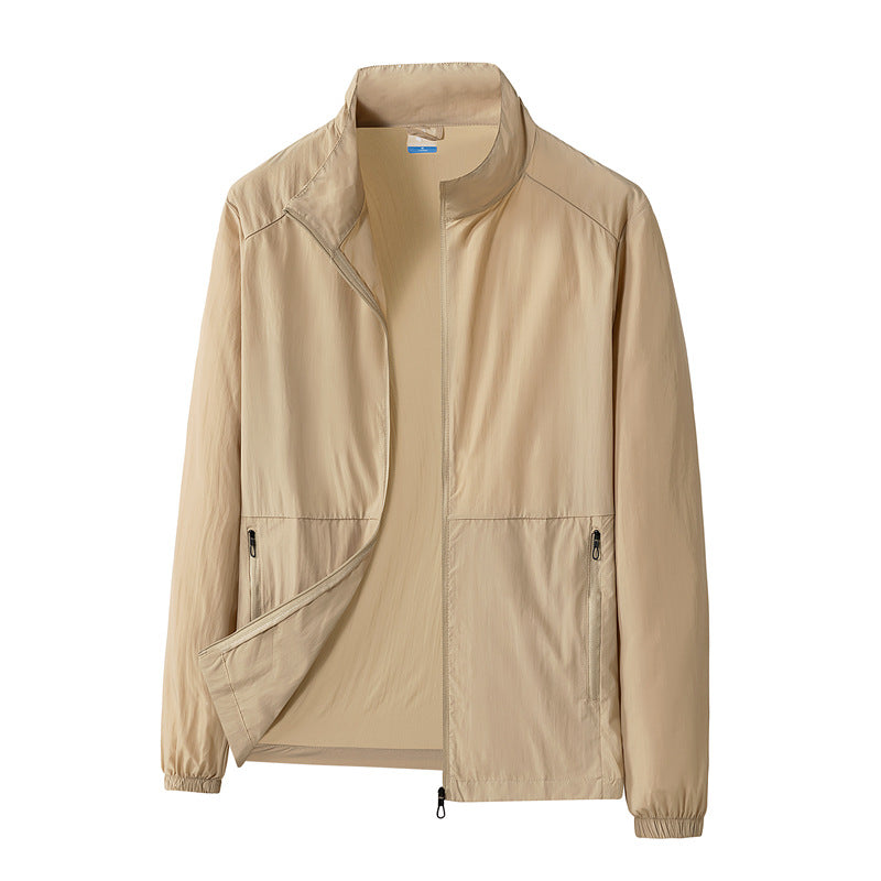 Graue Herren Windjacke, atmungsaktiv & wasserabweisend, schützt bei Wind & Wetter im Freien.