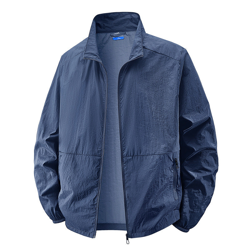Stilvolle Herren Übergangsjacke, schwarz, atmungsaktiv. Perfekt als Freizeit- und Sportjacke.