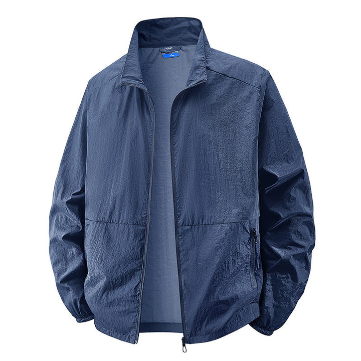 Stilvolle Herren Übergangsjacke, schwarz, atmungsaktiv. Perfekt als Freizeit- und Sportjacke.