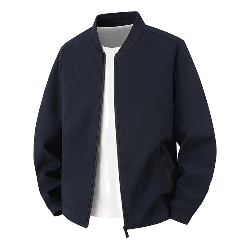 Trendige Herren Bikerjacke, schmal geschnitten, mit Stehkragen für modernen Stil.