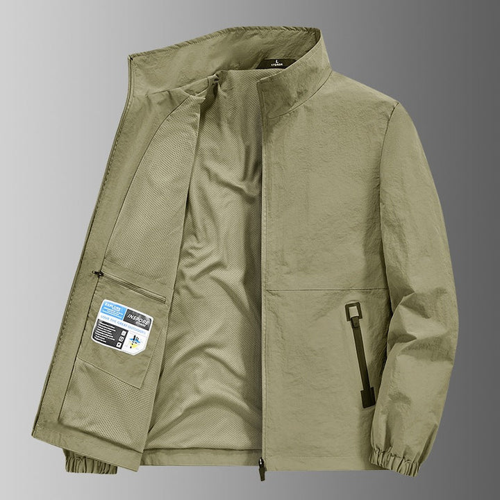 Strapazierfähige Herren Outdoorjacke, atmungsaktiv und leicht, für anspruchsvolle Touren.