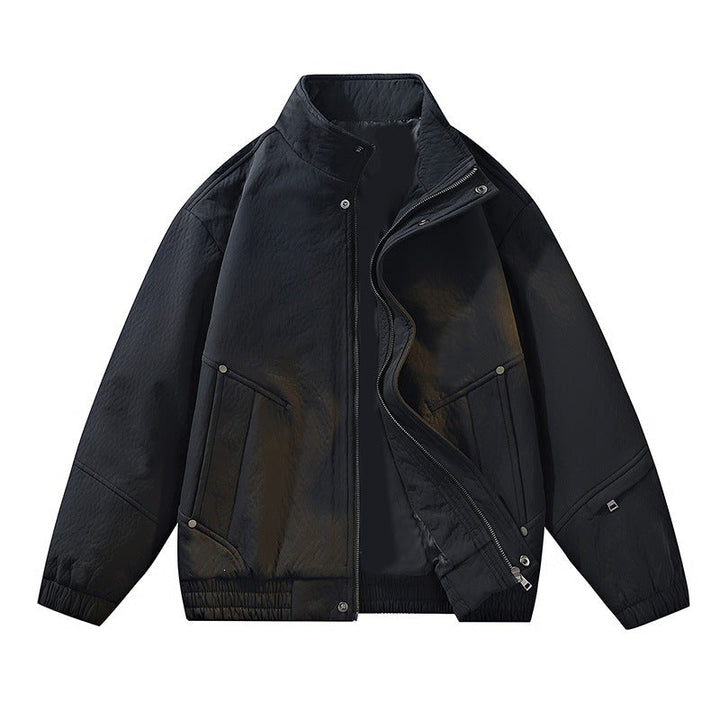 Elegante Herren Übergangsjacke casual mit Stehkragen, perfekt für einen stilvollen Auftritt im Frühling.