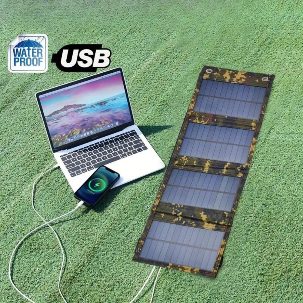 Tragbare Solar-Powerbank SolarMate im Outdoor-Einsatz; ideal für Camping, Wandern & Notfälle, zuverlässige Stromversorgung.