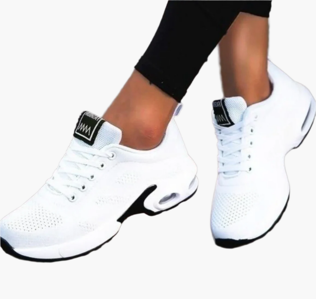 Damen Sportschuhe, bequeme Sneaker für Alltag & Training.