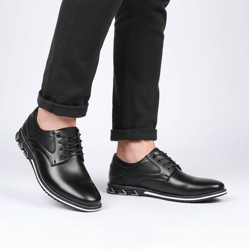 Orthopädischer Herren-Schnürschuh Connor aus hochwertigem Leder, bietet Komfort für schmerzfreies Gehen den ganzen Tag.