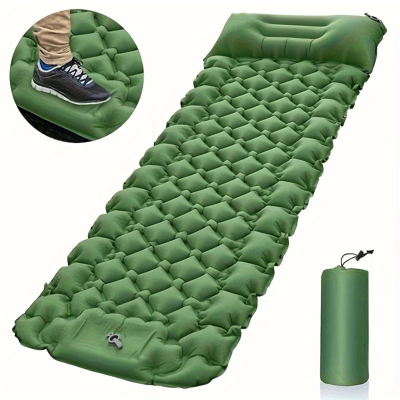 Kompakte Schlafmatte für Trekking & Wandern: Aufblasbare Isomatte mit eingebauter Pumpe.