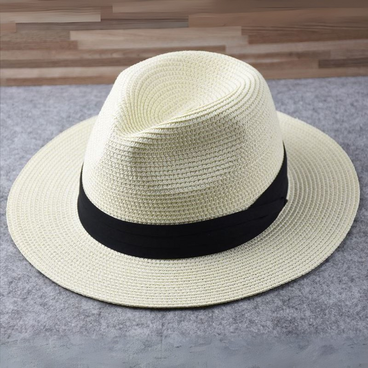 Zeitloser Panama Hut im Fedora Stil für Damen & Herren, ideal als Sonnenhut und Reiseaccessoire.