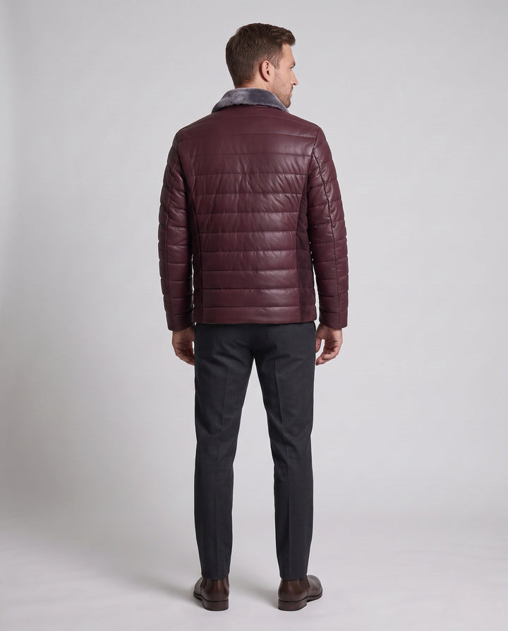 Herren-Steppjacke Lederoptik, Teddykragen, vielseitig als Winter- oder Übergangsjacke, elegant-casual Stil.