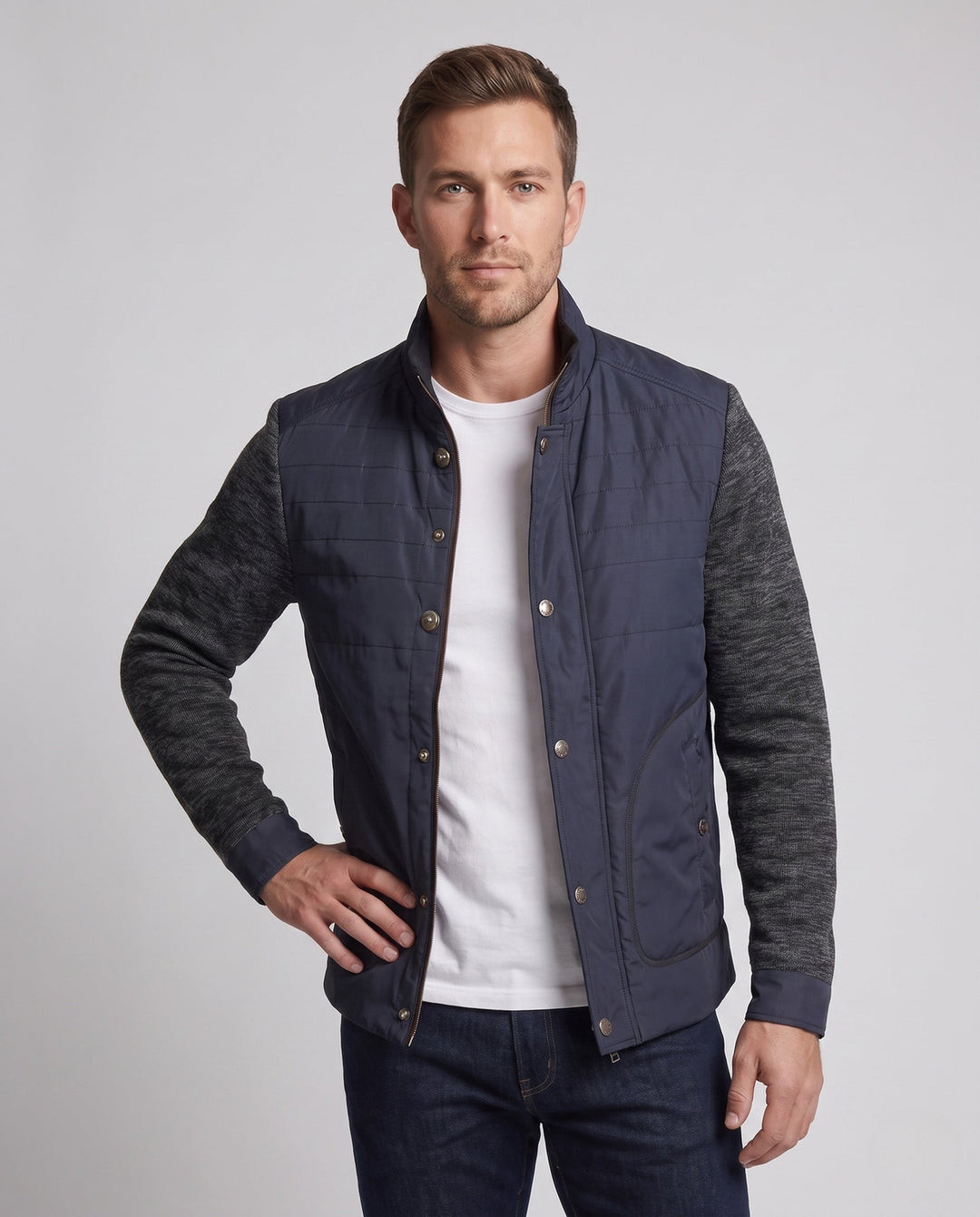 Stilvolle Herren Übergangsjacke, schwarz, bequem und flexibel für jede Saison. Perfekt für den modernen Mann.