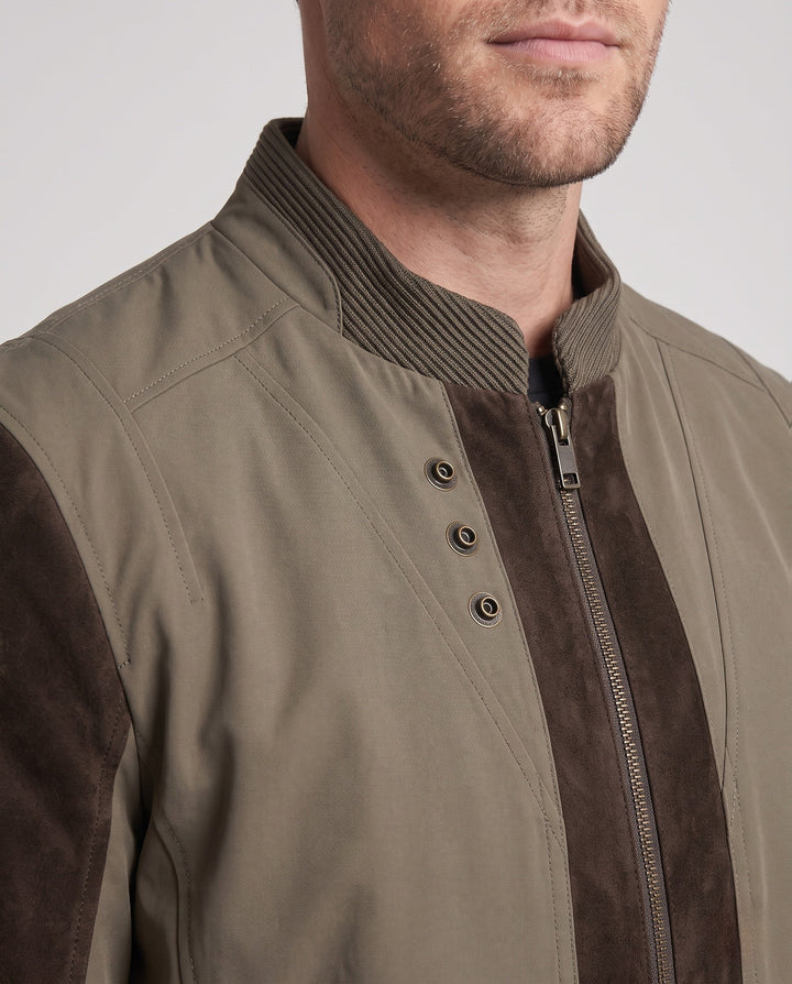 Moderne Herren Freizeitjacke mit Stehkragen, urbane Hybrid-Feldjacke für stilvolle Übergangslooks.