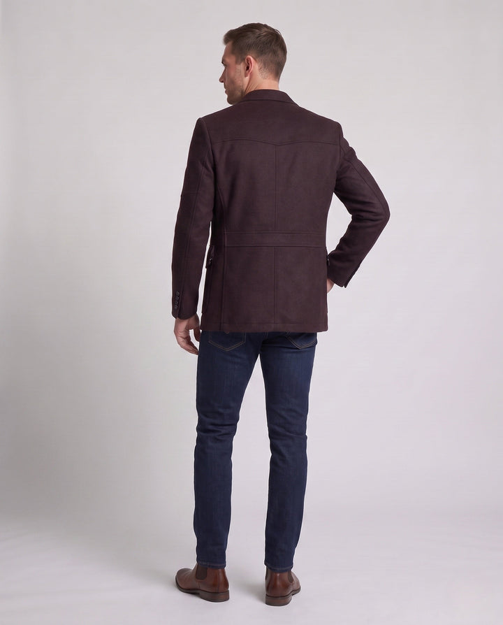 Vielseitiger, moderner Herrenblazer, der jeden Look aufwertet – von Business bis Casual, bequem & chic.
