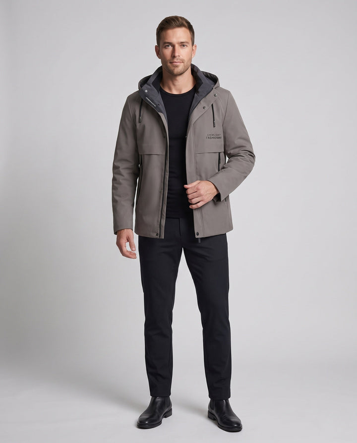 Herren Softshell Übergangsjacke mit Kapuze, wind- & wasserabweisend, ideal für Outdoor und Alltag.