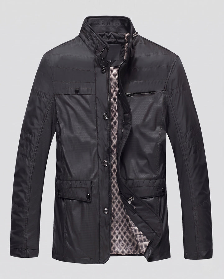 Moderne Herren Übergangsjacke, slimfit, wasserabweisend. Perfekt für Freizeit & Herbst mit Stehkragen.