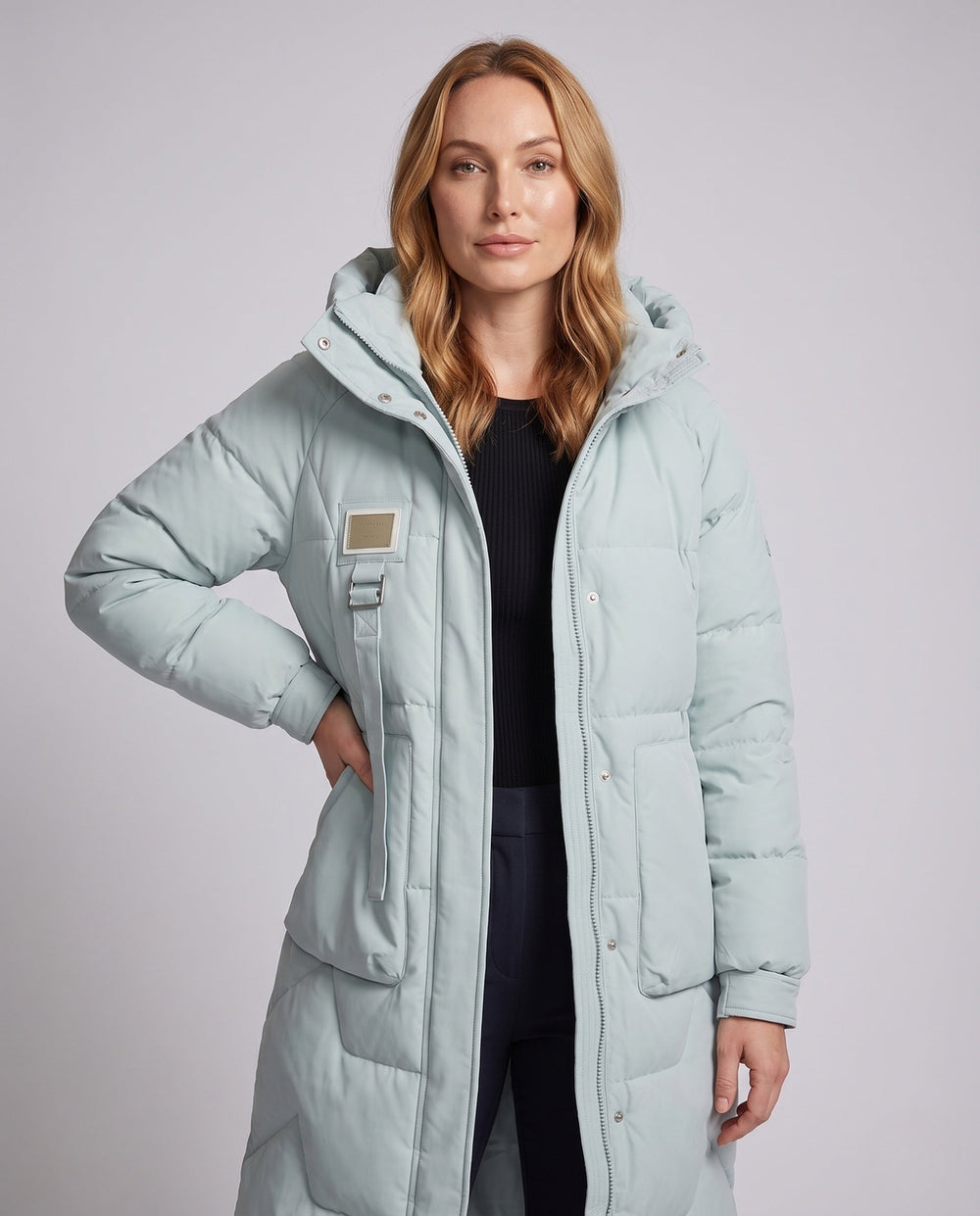 Warmer Damen Wintermantel, lange Thermojacke gesteppt, mit Oversize Kapuze, ideal für Outdoor.