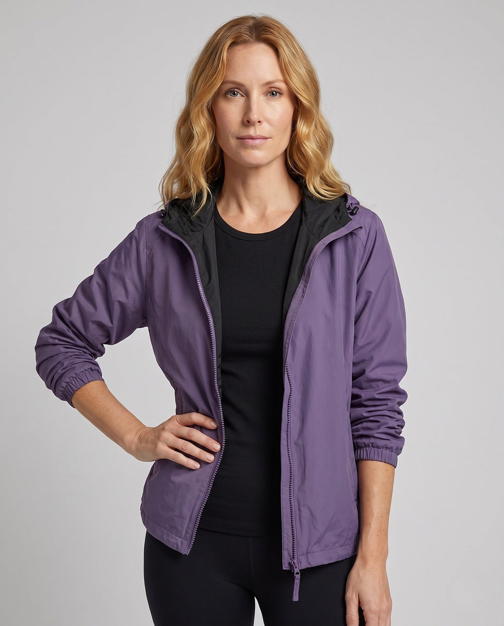 Bequemer Damen Reißverschluss-Hoodie, locker geschnitten. Modische Übergangsjacke für Frühling & Herbst.