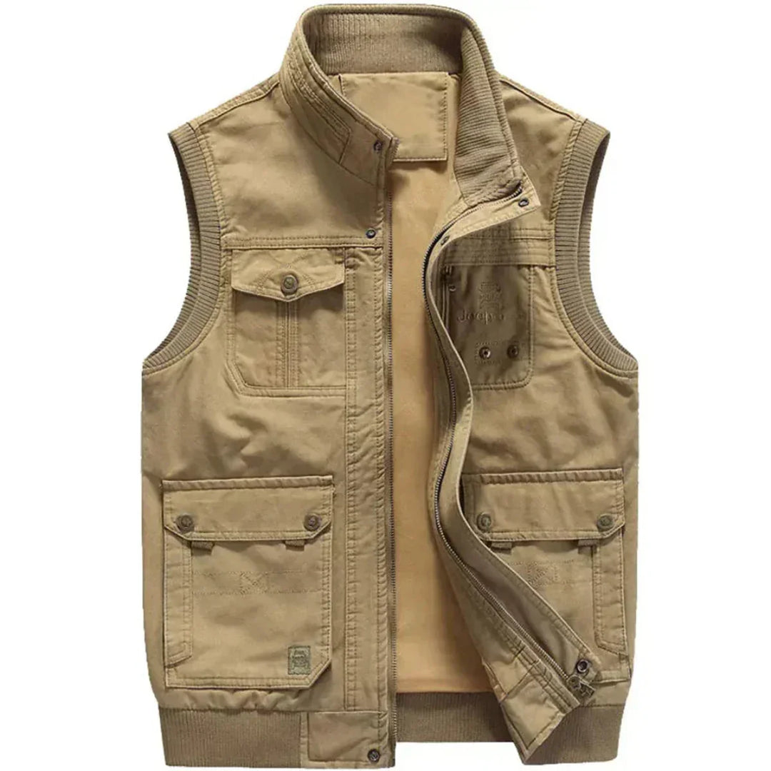 Khaki Herren Freizeitweste mit vielen Taschen für Outdoor, Reisen & Wandern. Bequeme, robuste Anglerweste.