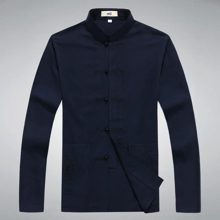 Elegantes Herren-Outfit im Japan-Stil, Zweiteiler mit leichtem Stoff, modern & entspannt.