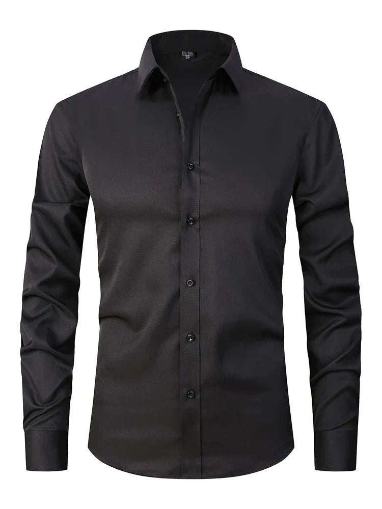 Herren Formelles Stretch-Hemd in Weiß, knitterfrei für Business & Büro. Eleganz & Komfort den ganzen Tag.