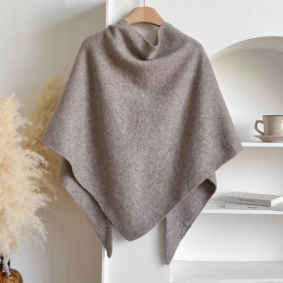 Eleganter Winterschal für Damen, hält warm und ist ein vielseitiges Herbstmode-Statement.