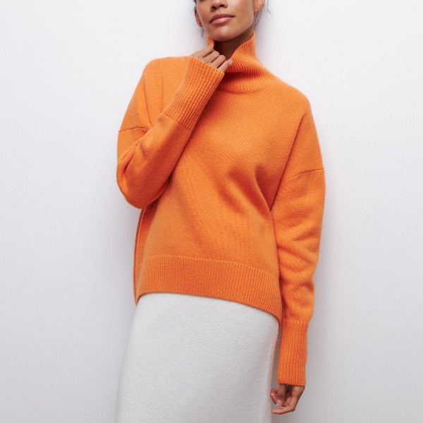 Stylischer Damen Rollkragenpullover. Kuscheliger Langarm Winterpullover, ideal als Oberteil für die Freizeit.