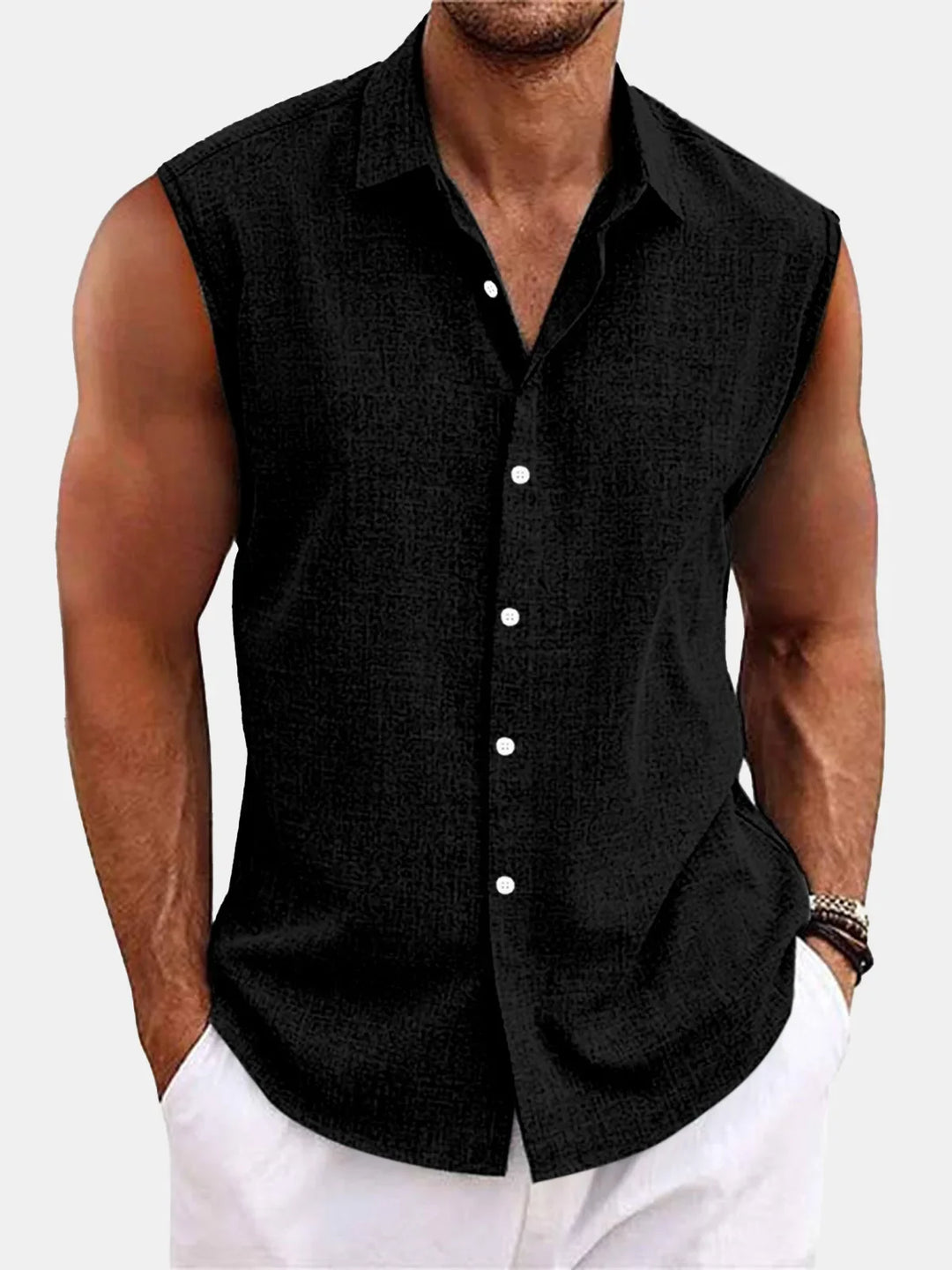 Lockeres ärmelloses Herrenhemd mit Kragen, bequeme Passform für entspannte Sommertage, casual Look.