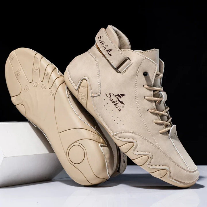 Warme Herren High-Top Sneaker: Trendige Alltagsschuhe für Männer, die Stil und Funktionalität vereinen.