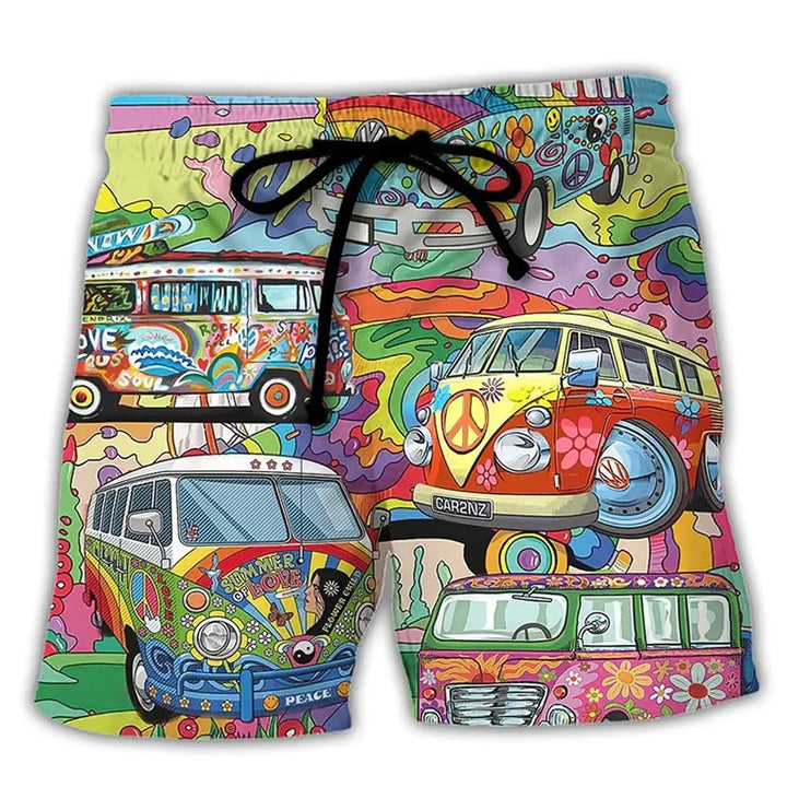 Rückansicht der Herren Badehose mit lebendigem Graffiti-Muster. Bequeme Strandmode für den Sommer.