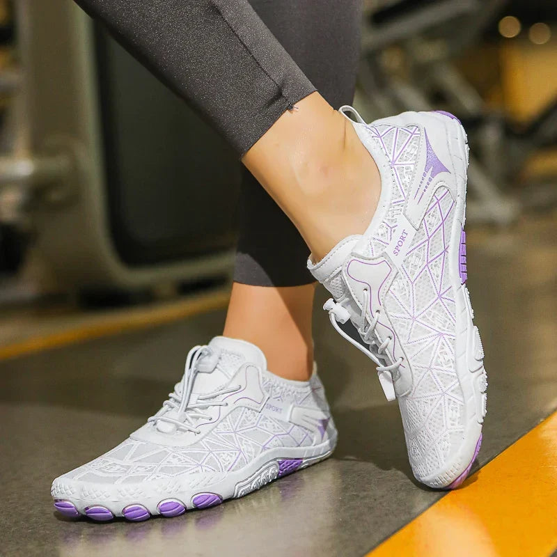 Komfortable Unisex Aquaschuhe, schnelltrocknend & flexibel, ideal als Badeschuhe für Damen & Herren.